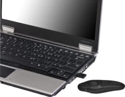 Targus Wireless USB Presenter With Laser Pointer -Targus Outlet Store 0014568 wireless usb presenter with laser pointer 4b1494e7 eae3 464f 9df7 106ed1ae26be 362540