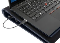 Targus 17" Dual Fan Chill Mat -Targus Outlet Store AWE55AU 71 AWE55GL 75 AWE55US 74BIL USE2 BLUEBERRY