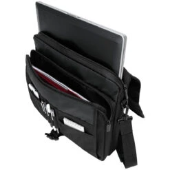 Targus 15.6" Messenger Laptop Case 22 Targus 15.6" Messenger Laptop Case -Targus Outlet Store TCM004US 70 USE2 15.6BASICMESSENGER 1